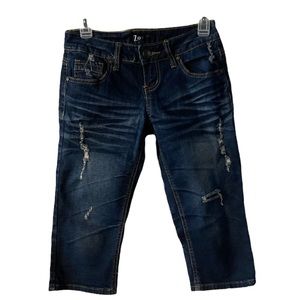 Z2 distressed dark blue jeans capris